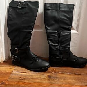 Black Knee-High Women's Boots